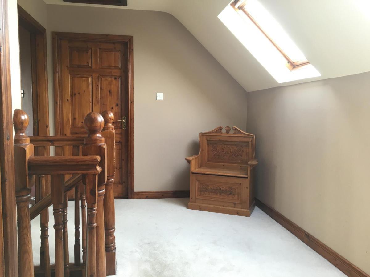 Eden Cottage Countryside Retreat เอนนิส ภายนอก รูปภาพ